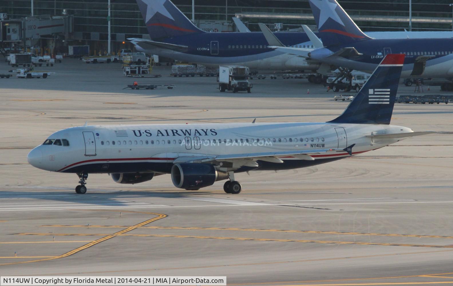 N114UW, 1999 Airbus A320-214 C/N 1148, US Airways