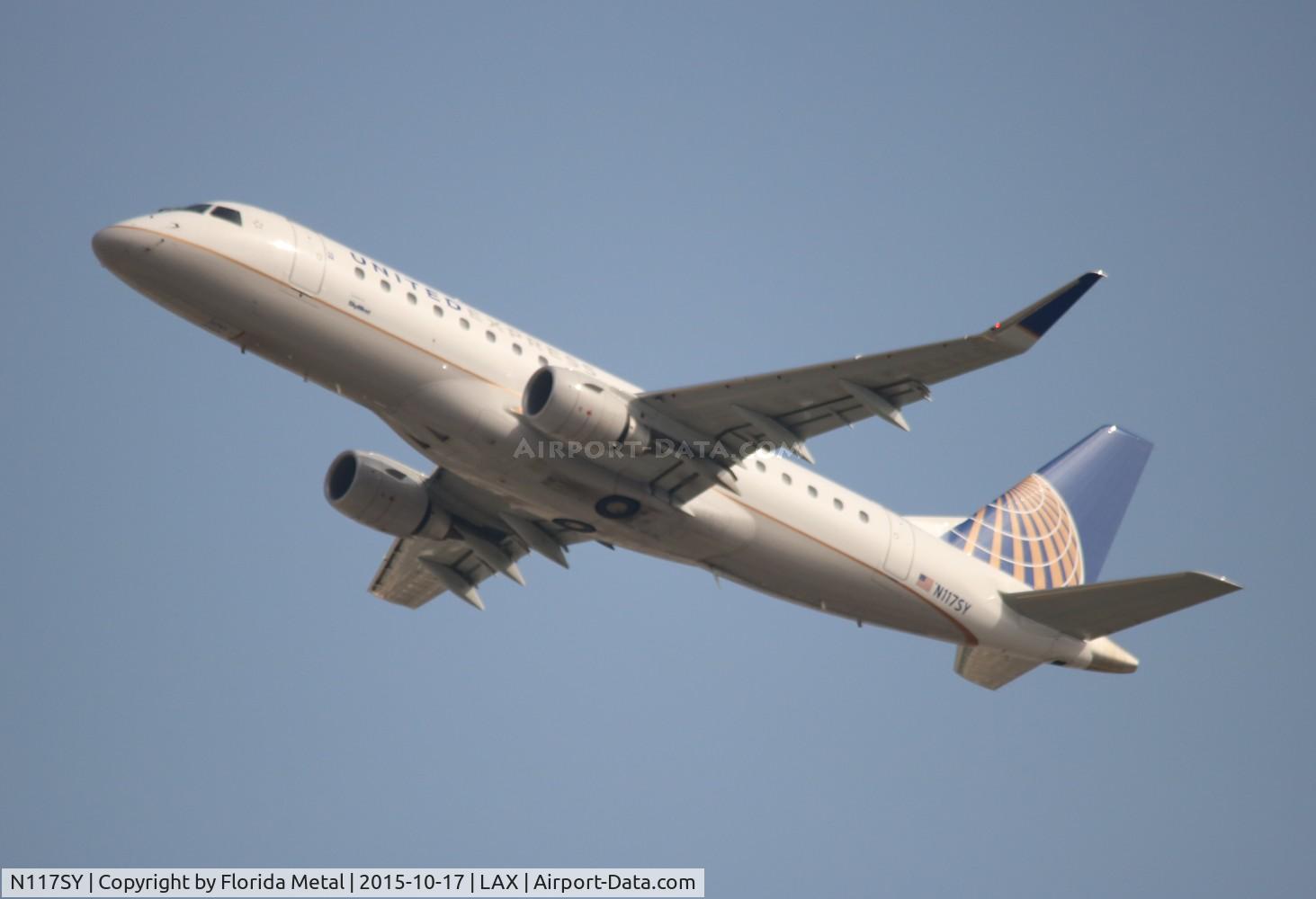 N117SY, 2014 Embraer 175LR (ERJ-170-200LR) C/N 17000416, United Express