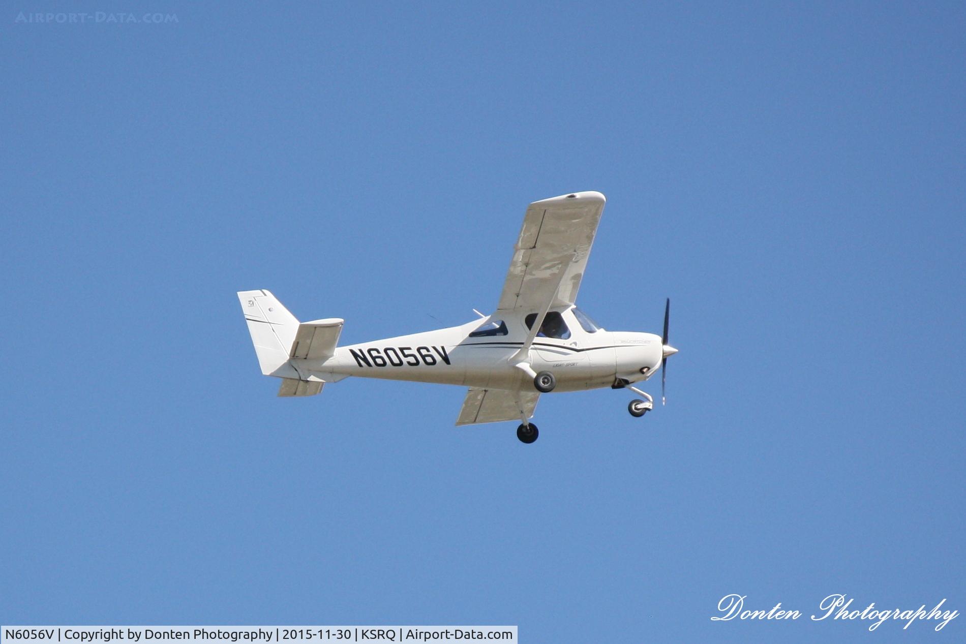N6056V, 2012 Cessna 162 Skycatcher C/N 16200204, Cessna Skycatcher (N6056V) departs Sarasota-Bradenton International Airport
