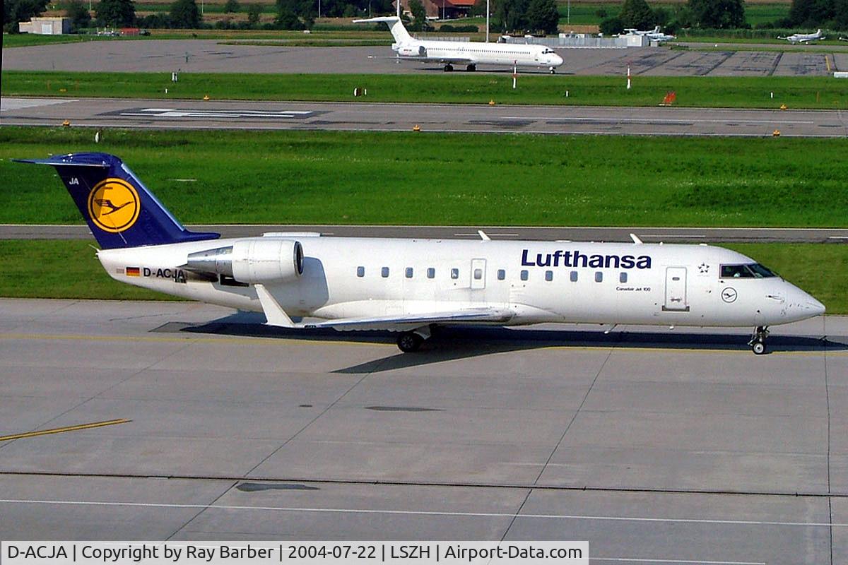 D-ACJA, 1996 Canadair CRJ-100LR (CL-600-2B19) C/N 7122, Canadair CRJ-200LR [7122] (Lufthansa Regional) Zurich~HB 22/07/2004