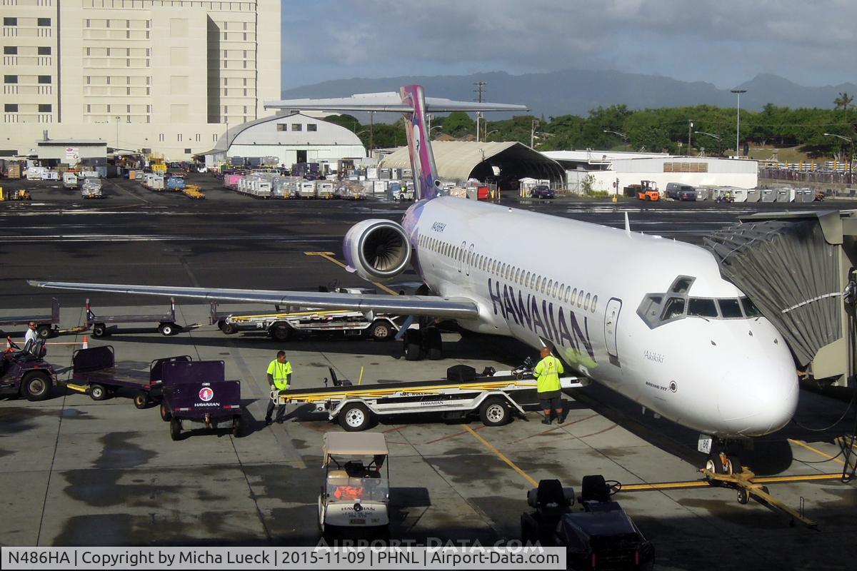 N486HA, 2001 Boeing 717-22A C/N 55131, At Honolulu
