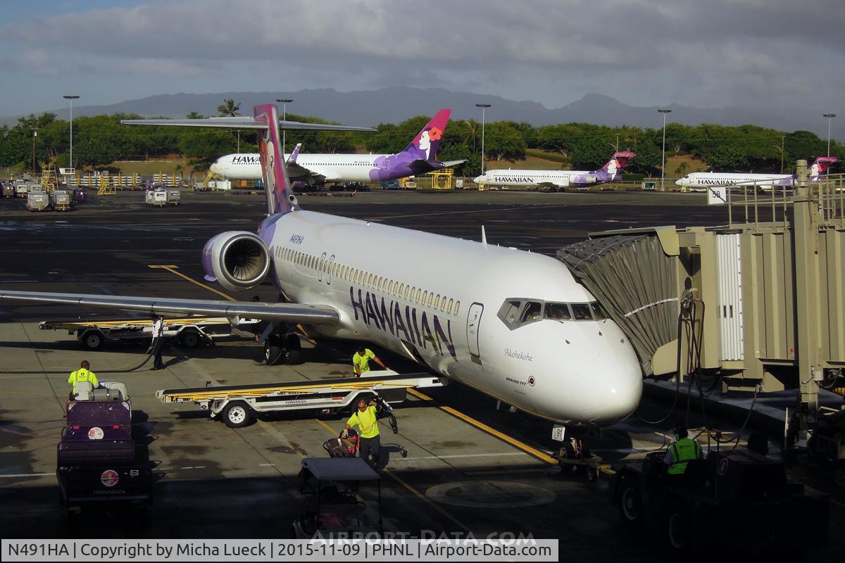 N491HA, 2003 Boeing 717-200 C/N 55175, At Honolulu