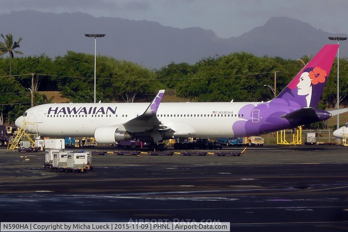 N590HA, 2002 Boeing 767-3CB C/N 33467, At Honolulu