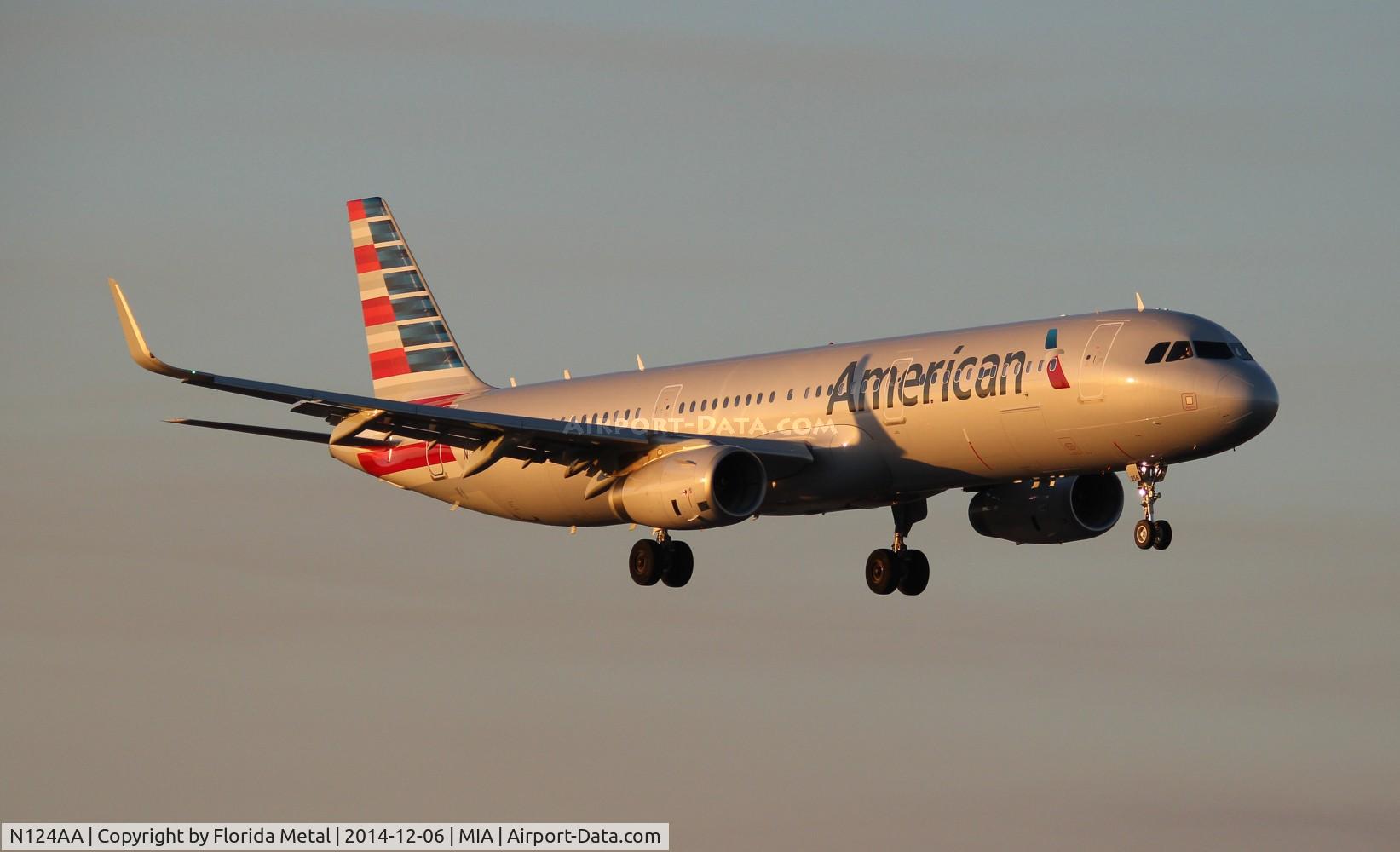 N124AA, 2014 Airbus A321-231 C/N 6271, American