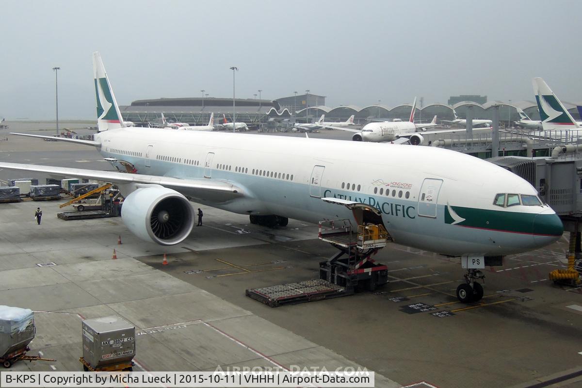 B-KPS, 2011 Boeing 777-367/ER C/N 39232, At Hong Kong