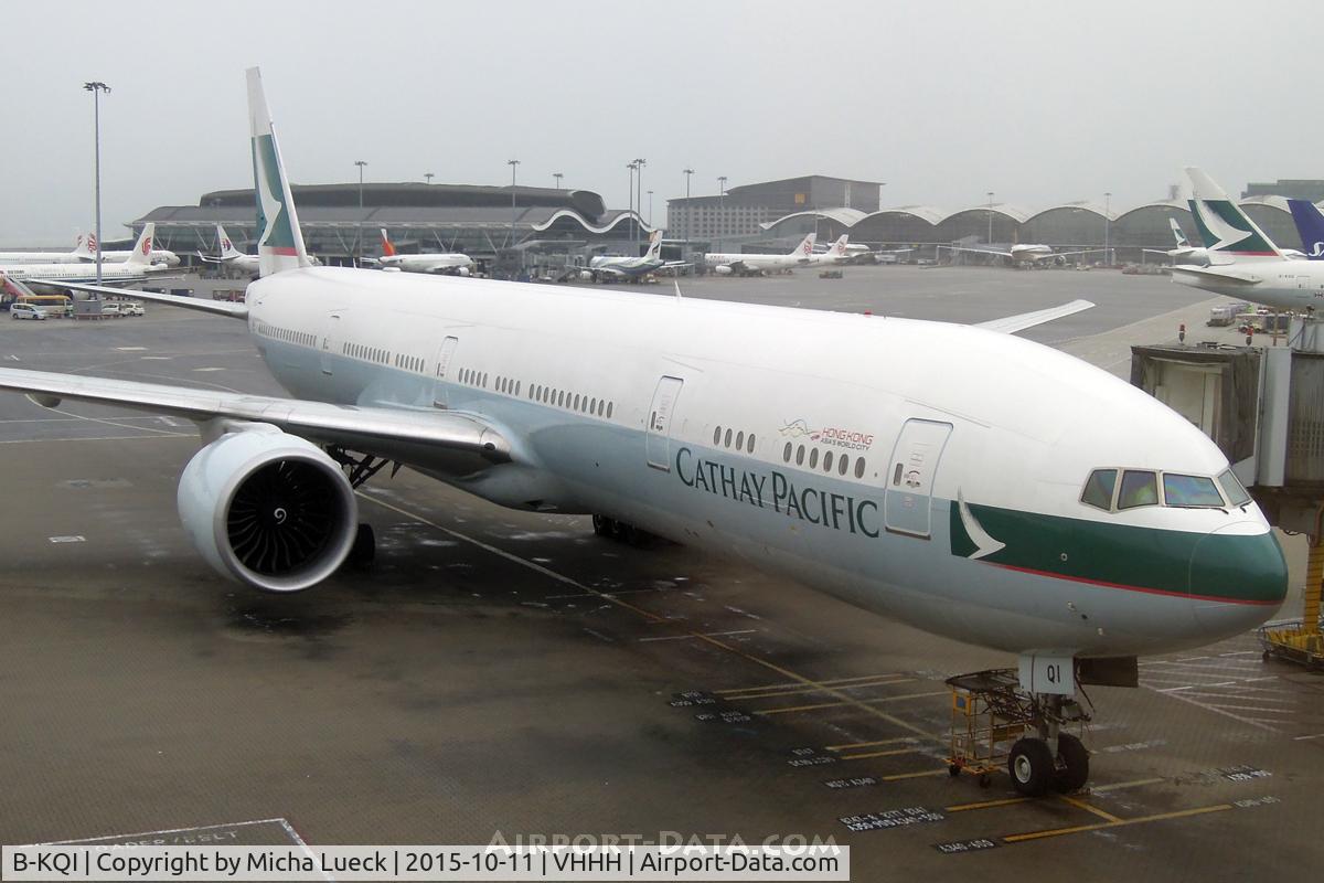 B-KQI, 2013 Boeing 777-367/ER C/N 41429, At Hong Kong