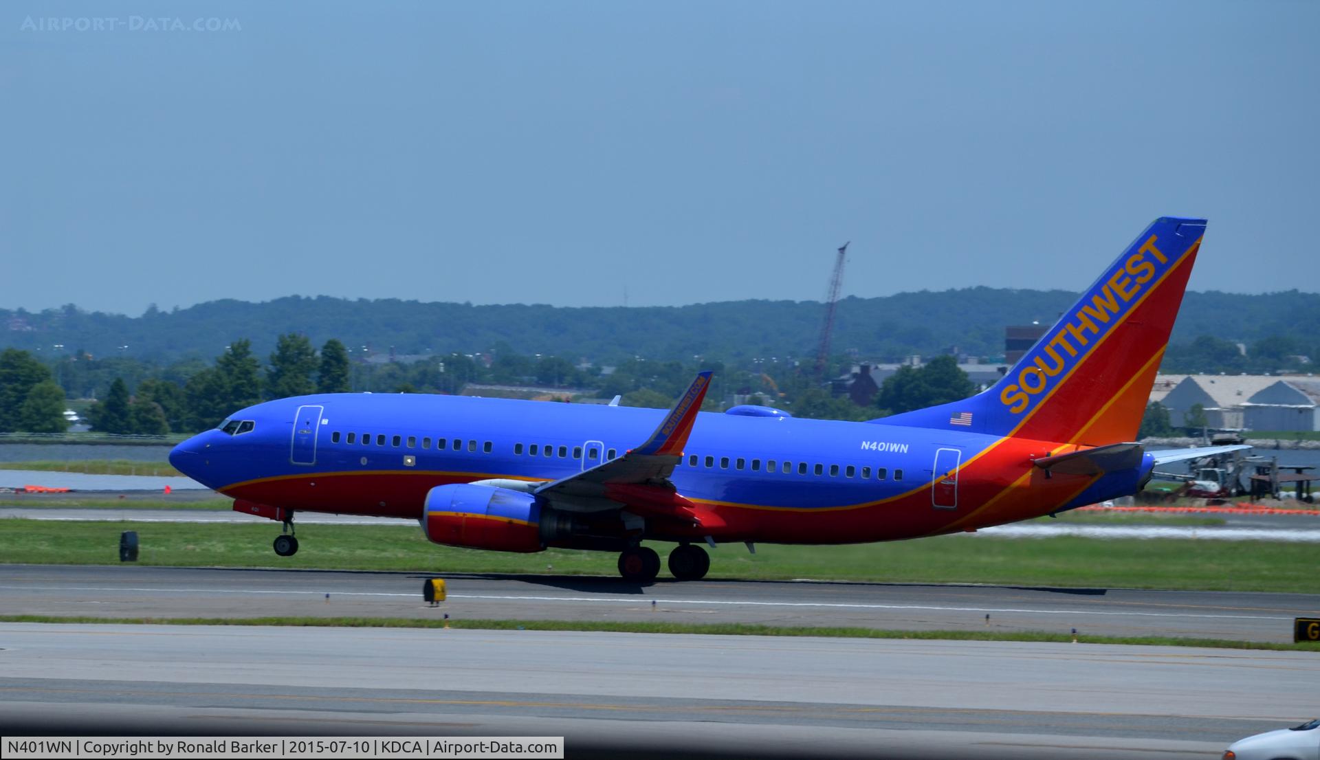 N401WN, 2001 Boeing 737-7H4 C/N 29813, Takeoff National