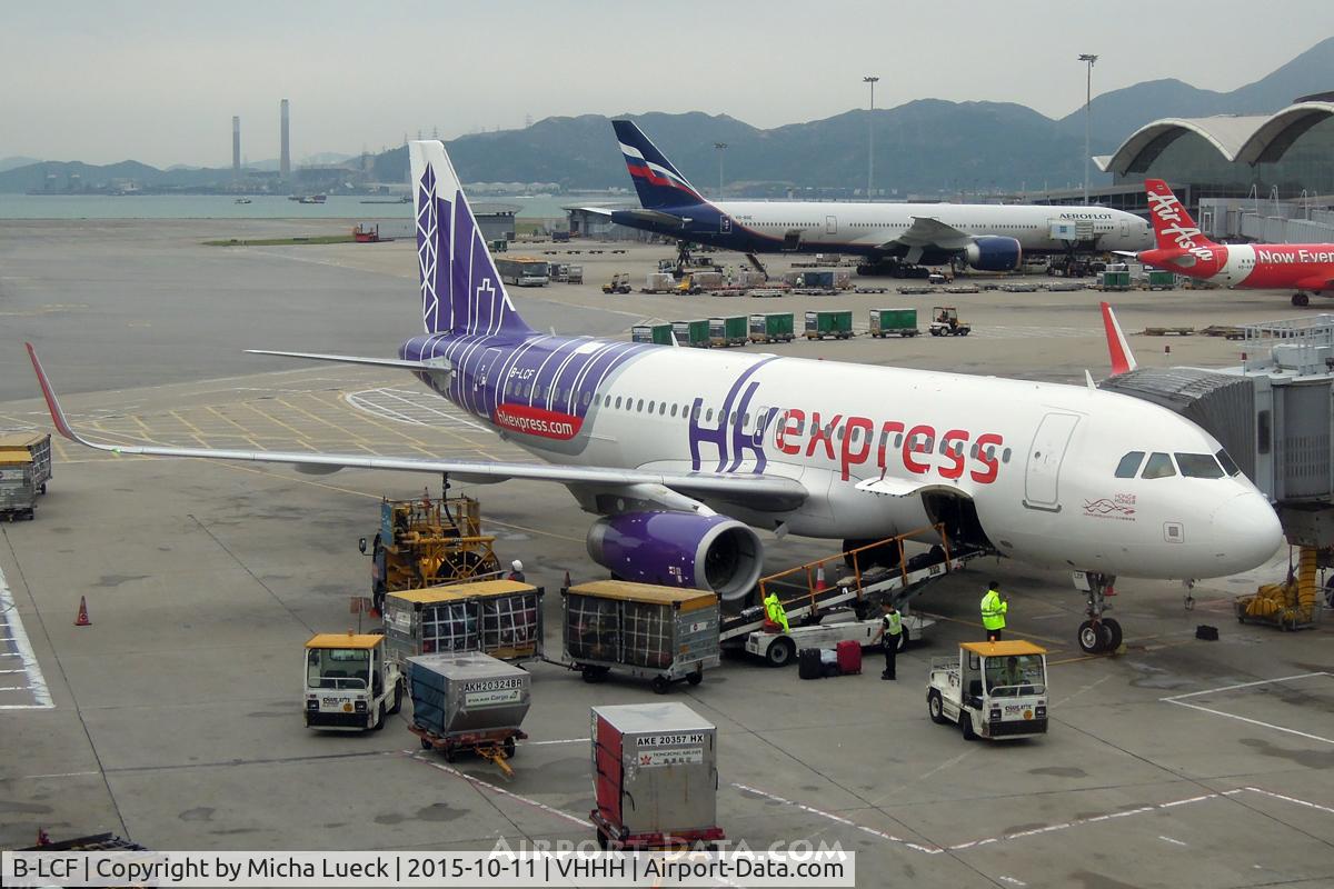 B-LCF, 2013 Airbus A320-232 C/N 5725, At Hong Kong