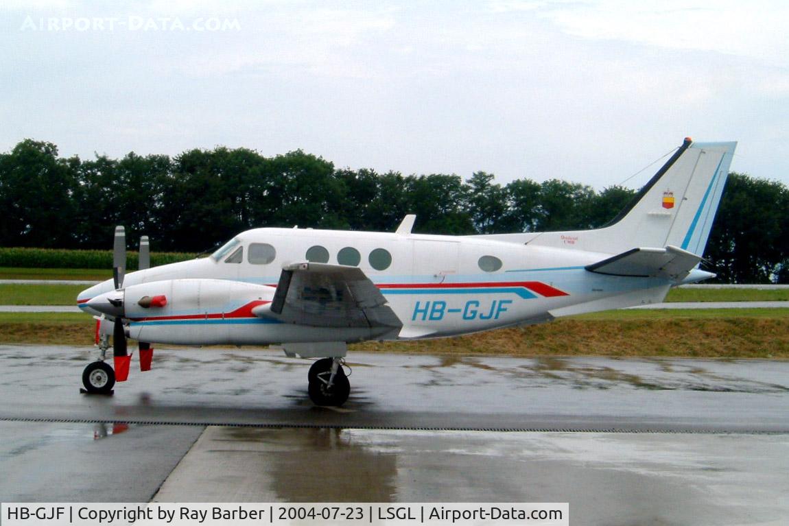 HB-GJF, 1995 Beech C90A King Air C/N LJ-1407, Beech C90B King Air [LJ-1407] Lausanne-Blecherette~HB 23/07/2004