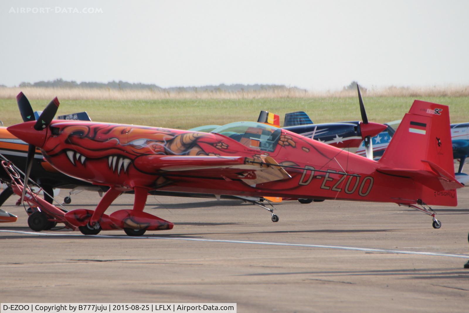 D-EZOO, Extra EA-330SC C/N SC025, during WAC 2015