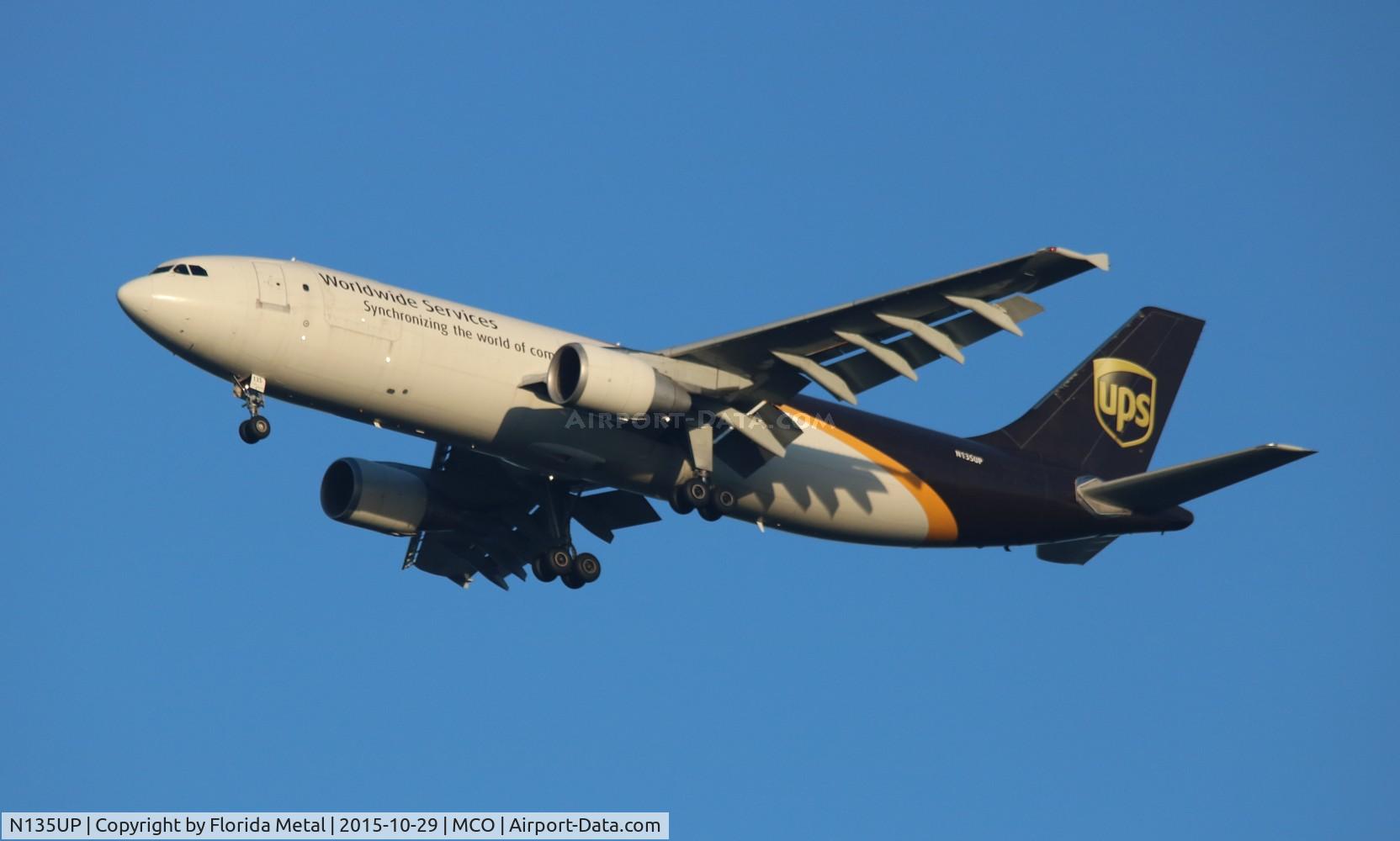 N135UP, 2001 Airbus A300F4-622R C/N 0818, UPS A300