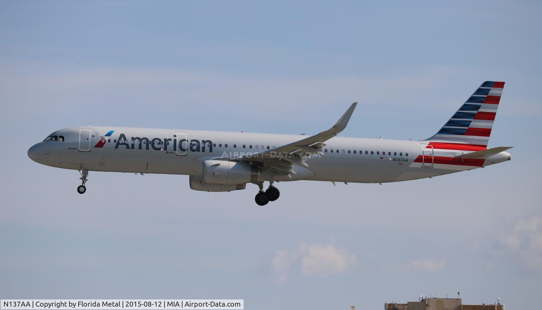 N137AA, 2015 Airbus A321-231 C/N 6647, American