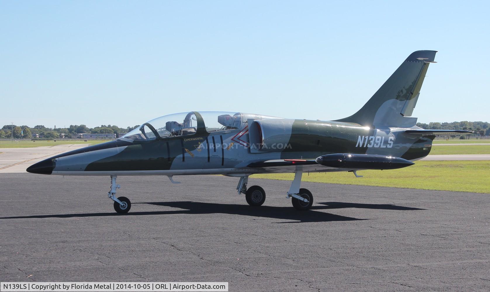 N139LS, 1974 Aero L-39C Albatros C/N 330202, L-39C