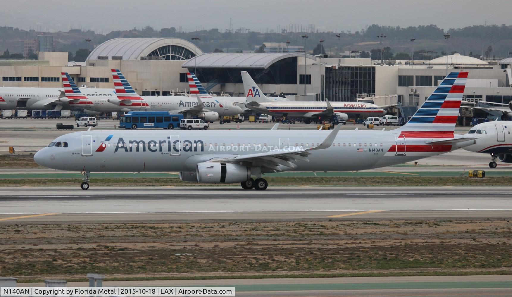 N140AN, 2015 Airbus A321-231 C/N 6667, American
