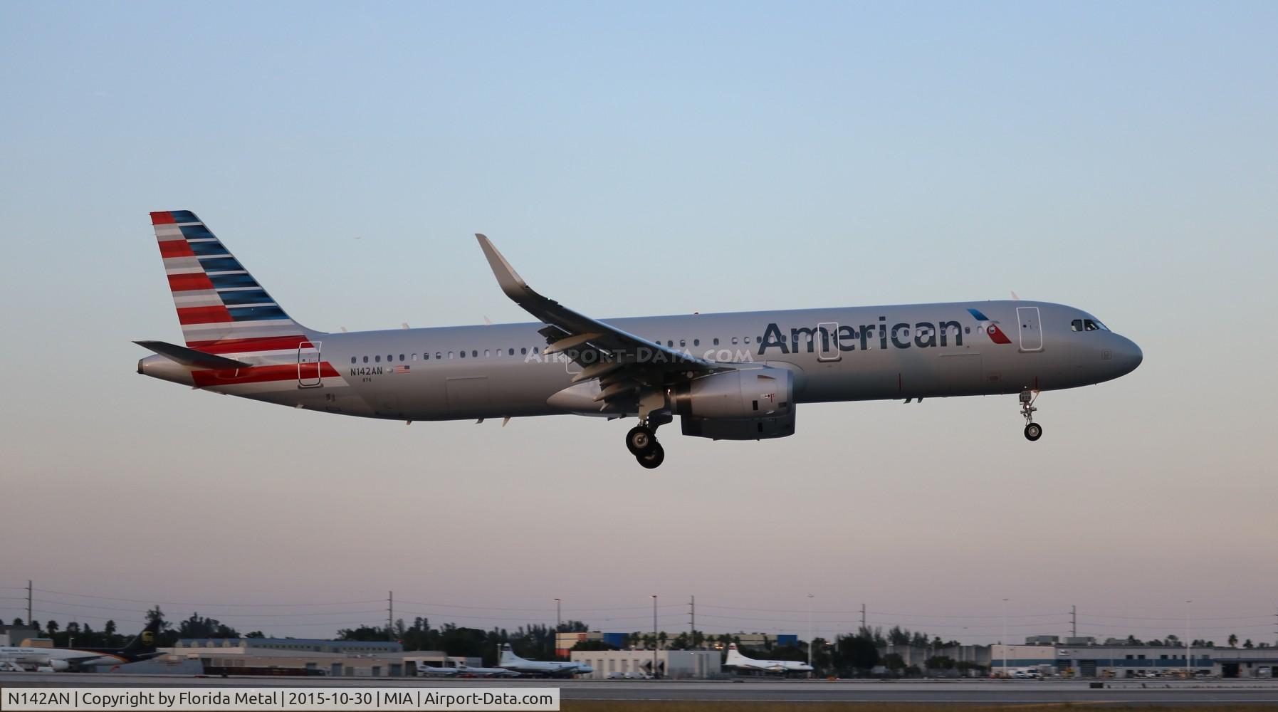 N142AN, 2015 Airbus A321-231 C/N 6711, American