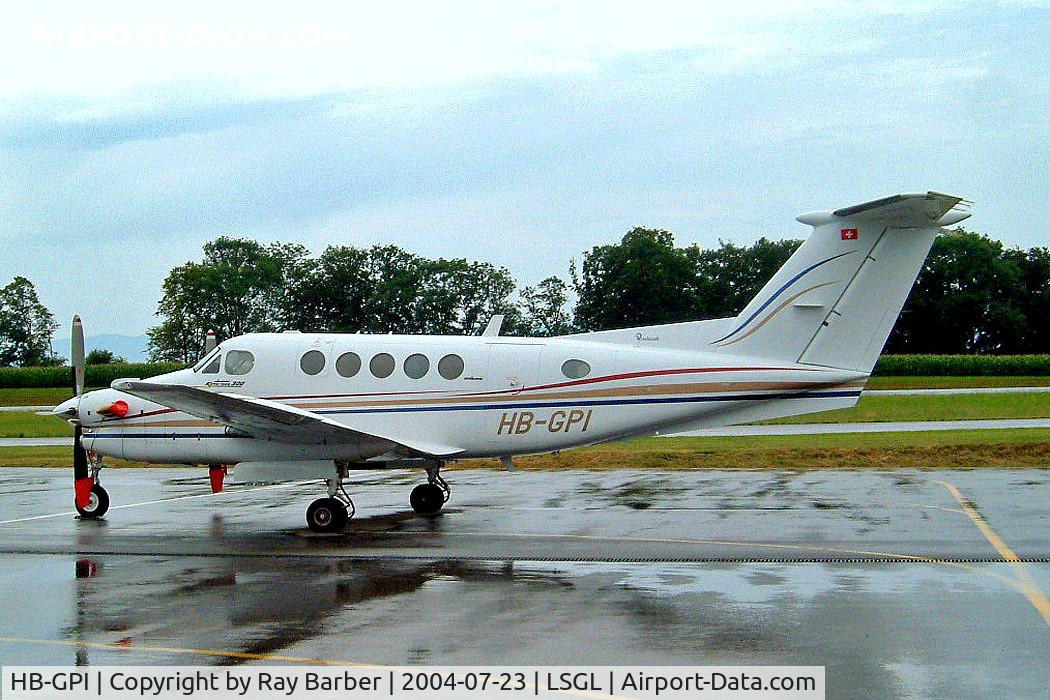 HB-GPI, 1992 Beech 300LW Super King Air C/N FA-220, Beech 300LW Super King Air [FA-220] Lausanne-Blecherette~HB 23/07/2004