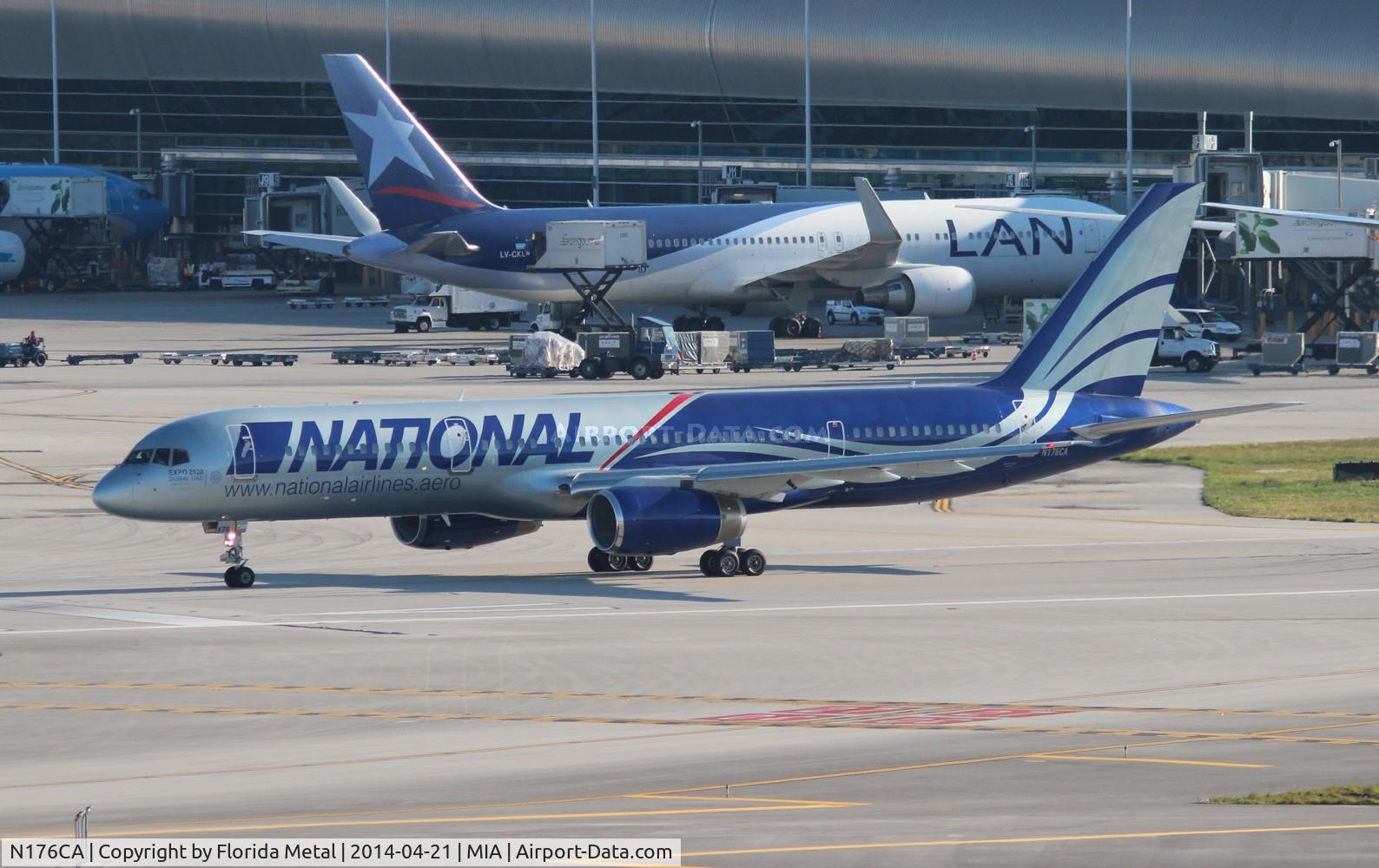 N176CA, 1990 Boeing 757-28A C/N 24543, National