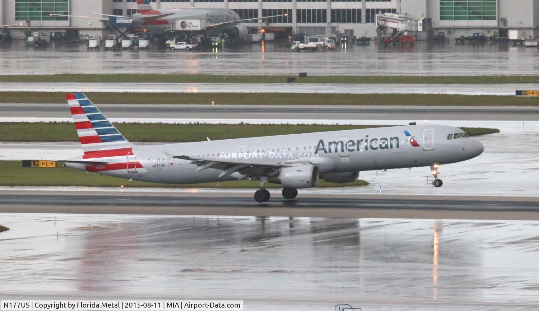 N177US, 2001 Airbus A321-211 C/N 1517, American