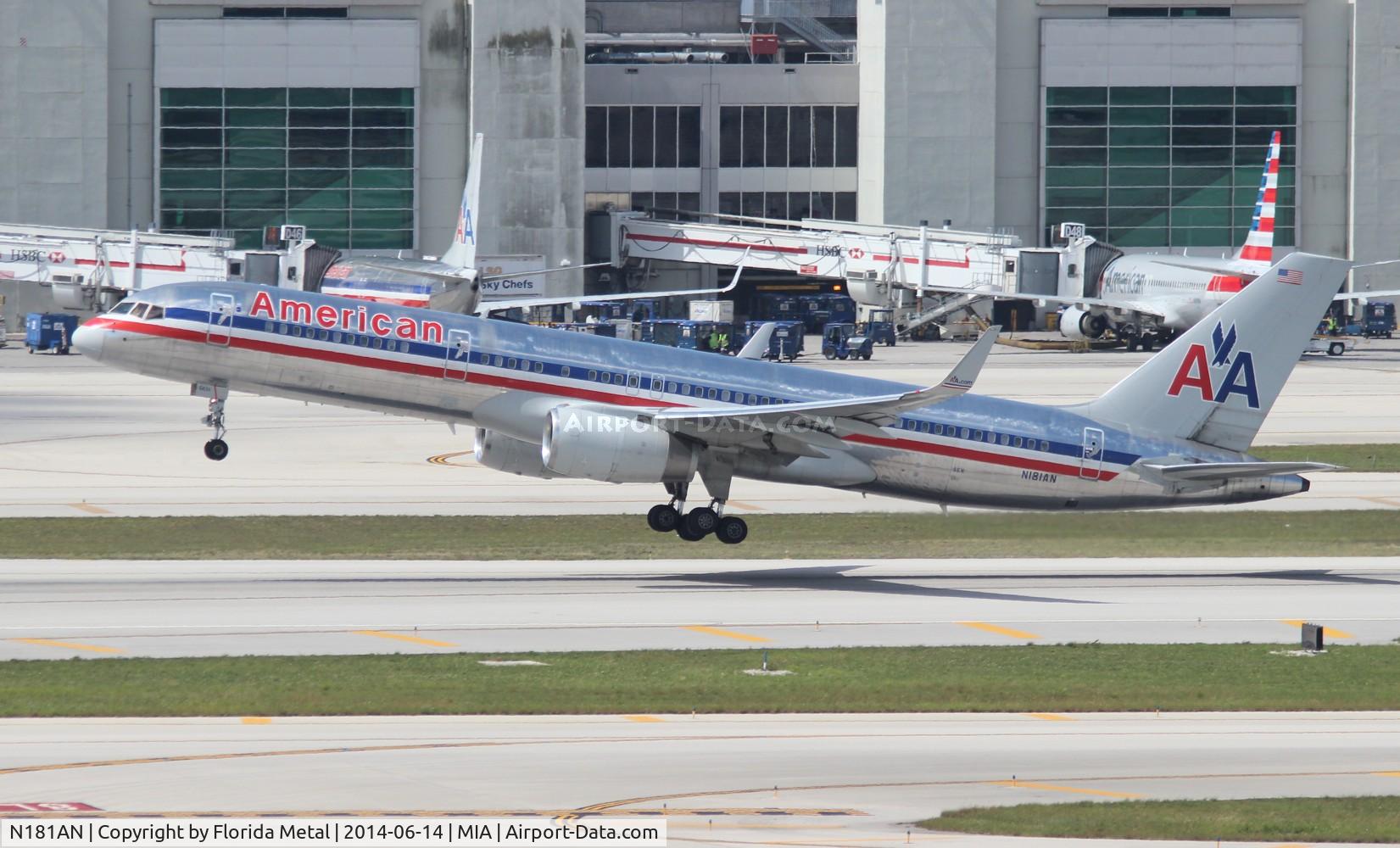 N181AN, 1999 Boeing 757-223 C/N 29591, American
