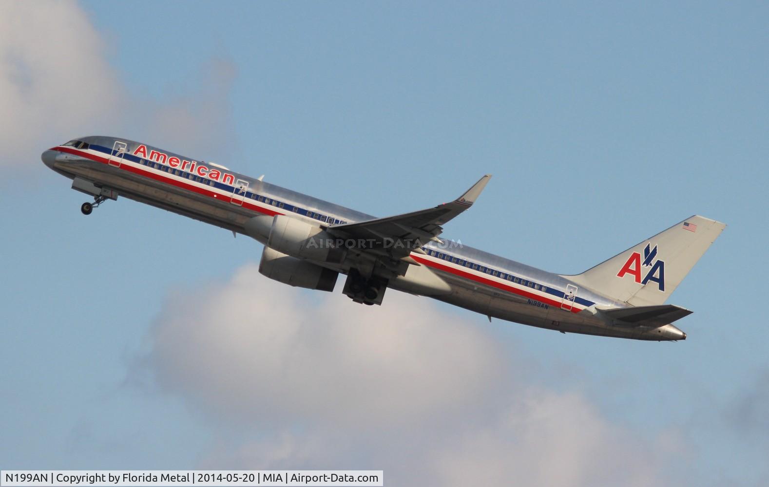 N199AN, 2001 Boeing 757-223 C/N 32393, American