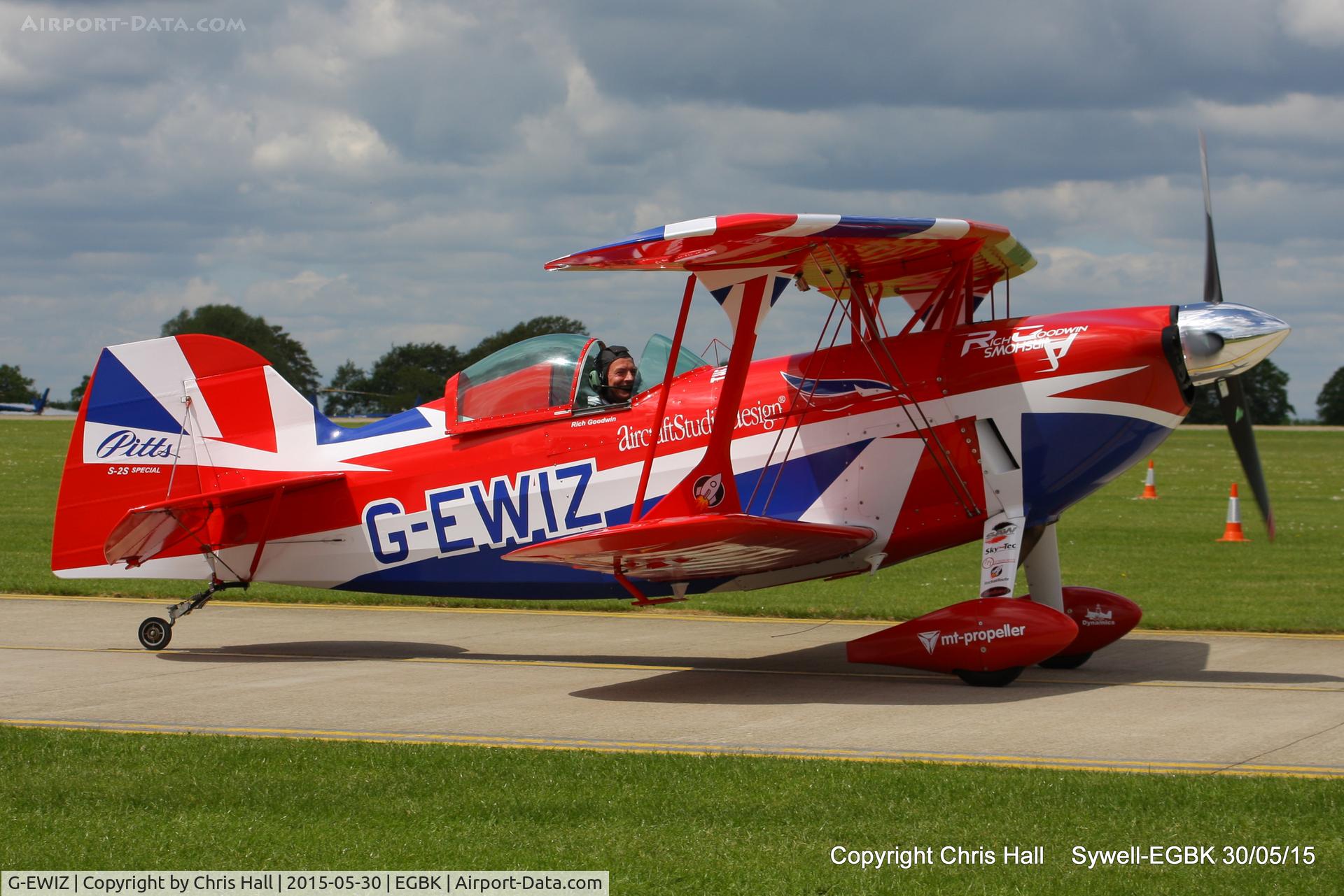 G-EWIZ, 1981 Pitts S-2S Special C/N S18, at Aeroexpo 2015