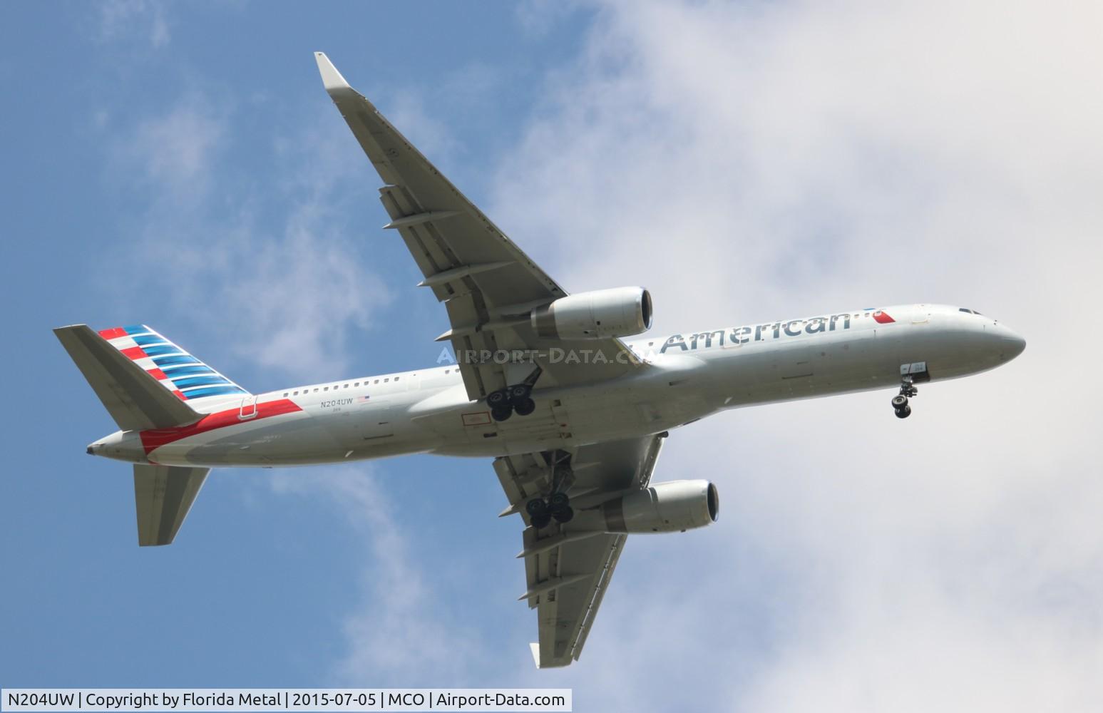 N204UW, 2000 Boeing 757-23N C/N 30886, American