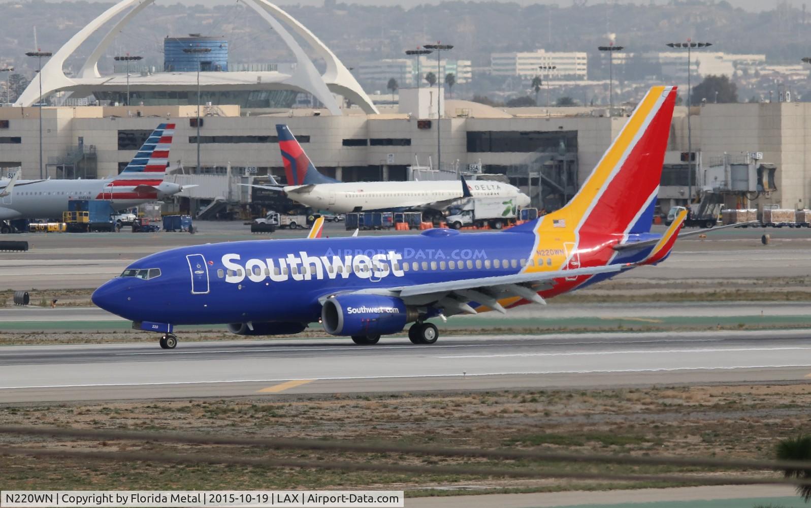 N220WN, 2005 Boeing 737-7H4 C/N 32491, Southwest