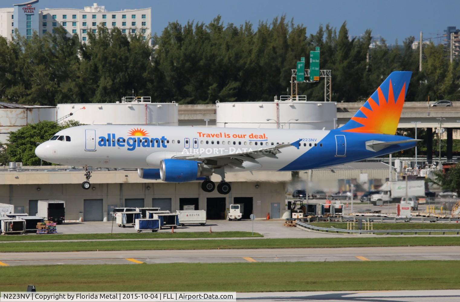 N223NV, 2001 Airbus A320-214 C/N 1540, Allegiant