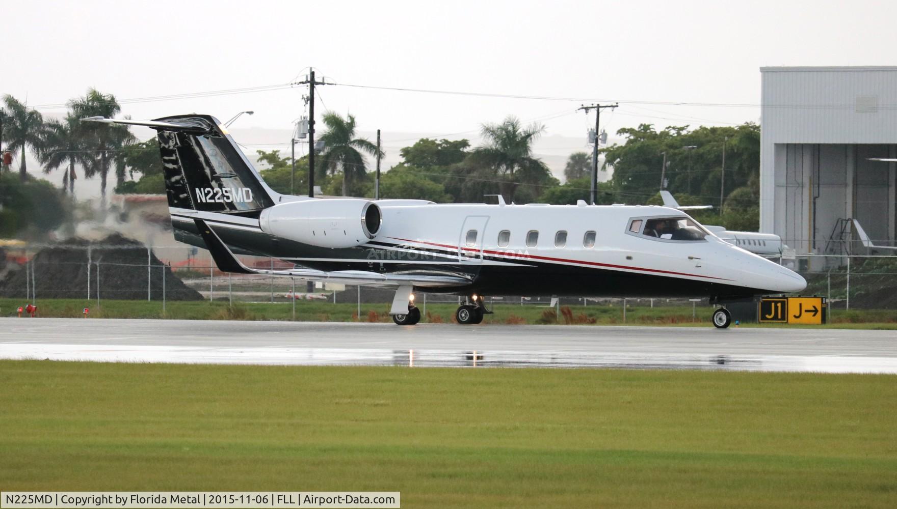 N225MD, 1983 Gates Learjet 55 C/N 085, Lear 55