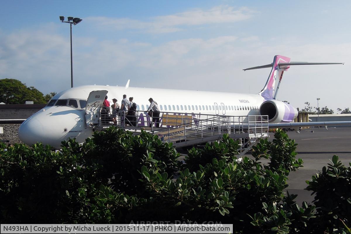 N493HA, 2005 Boeing 717-200 C/N 55184, At Kailua-Kona