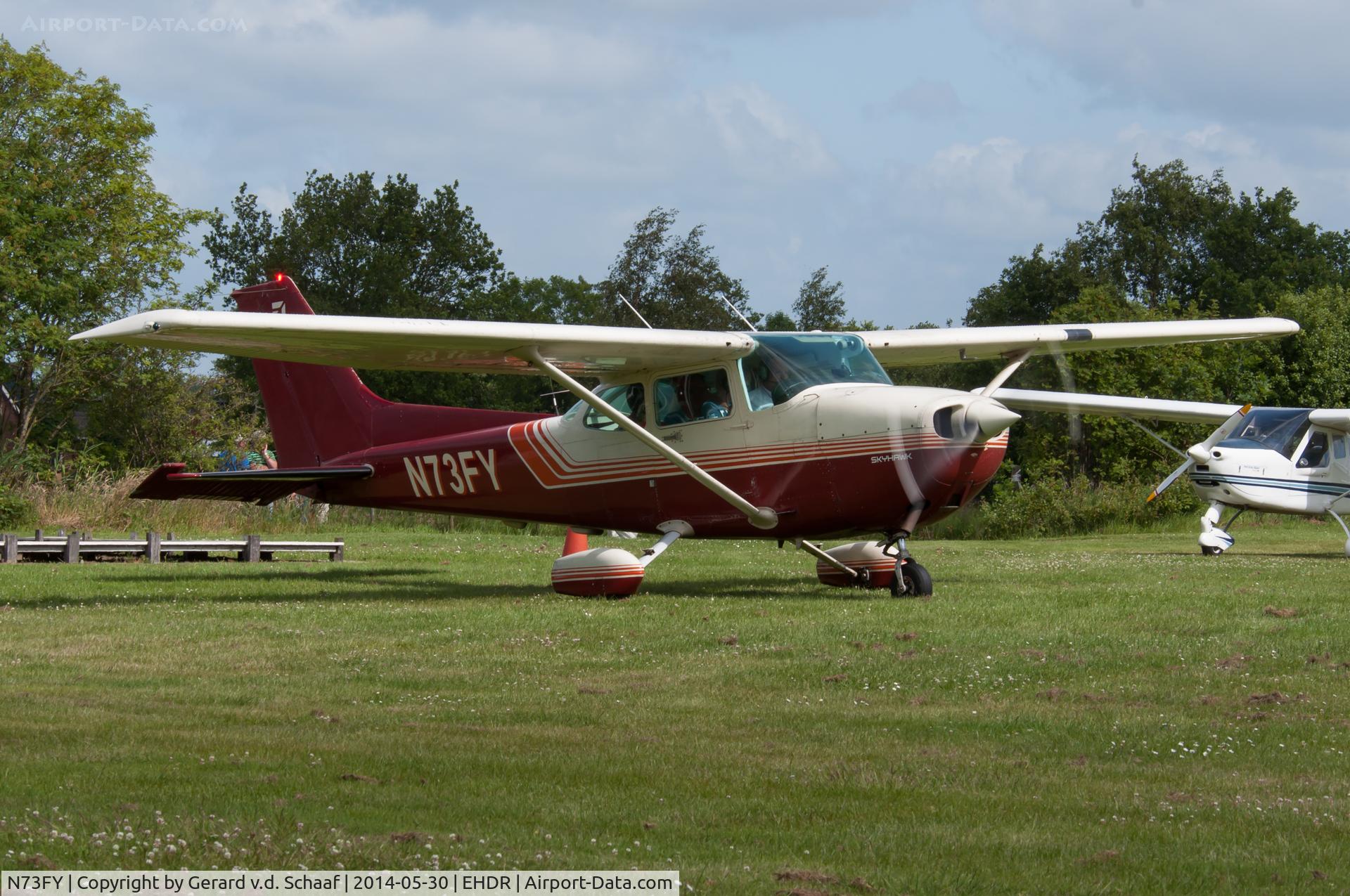 N73FY, 1986 Cessna 172P C/N 17276631, Drachten, May 2014