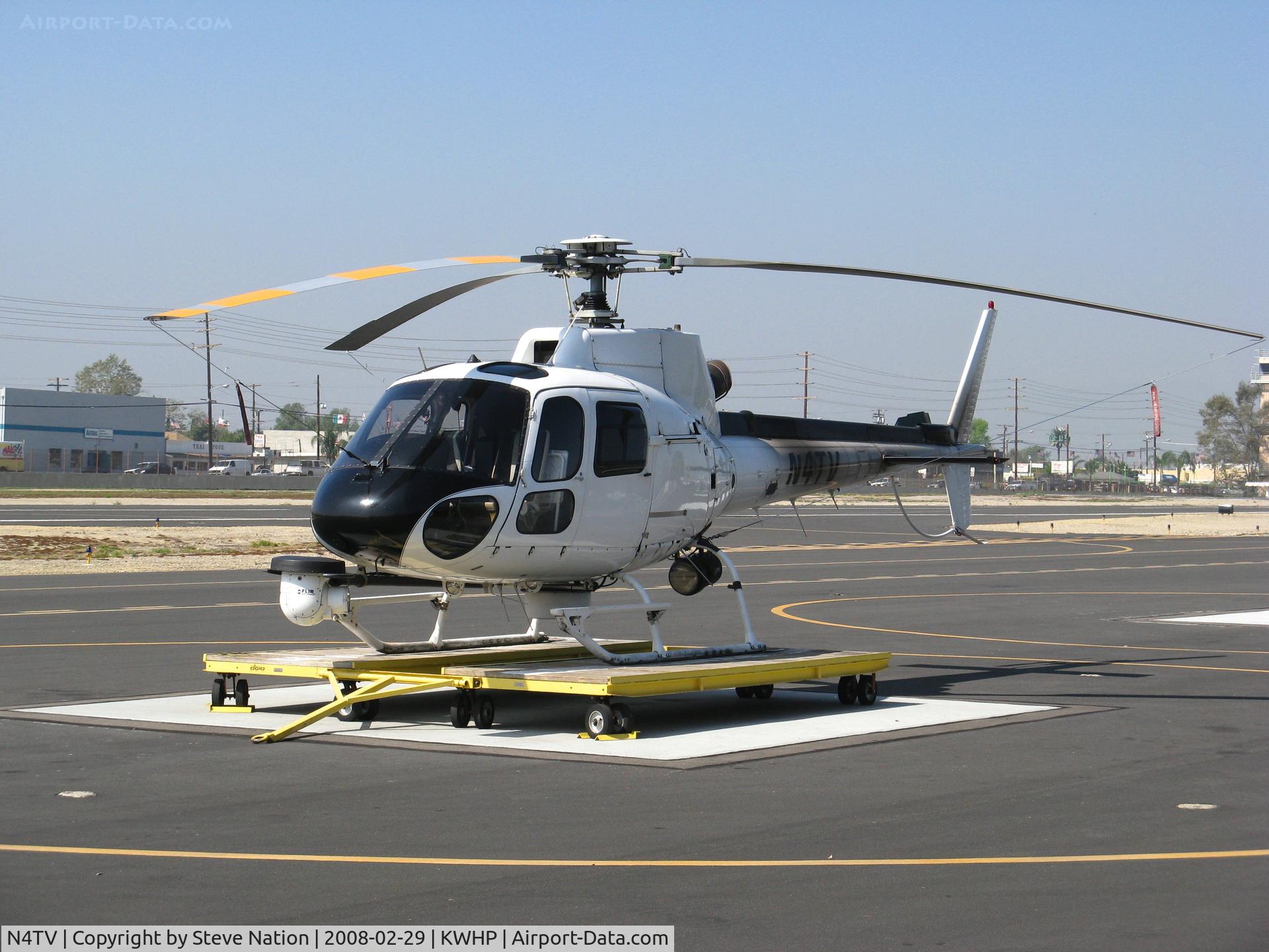 N4TV, 1996 Eurocopter AS-350B-2 Ecureuil Ecureuil C/N 2936, Newscopter 4 (Channel 4 LA) 1996 Eurocopter AS-350B-2 operated by Coastal Helicopters @ Whiteman Airport, Pacoima, CA Note TV cameras