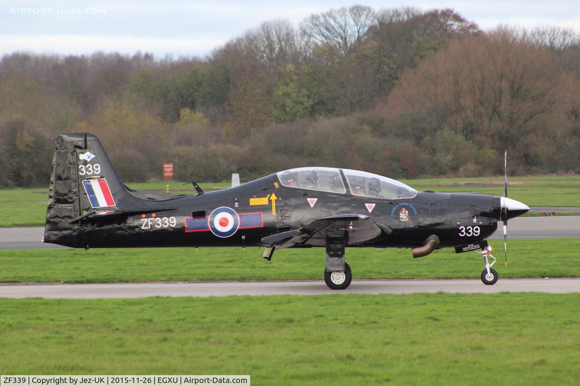 ZF489, 1992 Short S-312 Tucano T1 C/N S150/T121, taxi-in from runway 04,