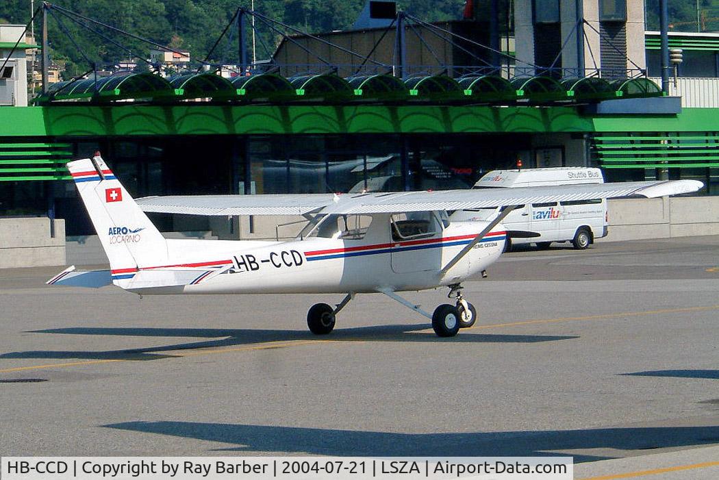 HB-CCD, 1979 Reims F152 C/N F15201565, R/Cessna F.152 [1565] Lugano~HB 21/07/2004