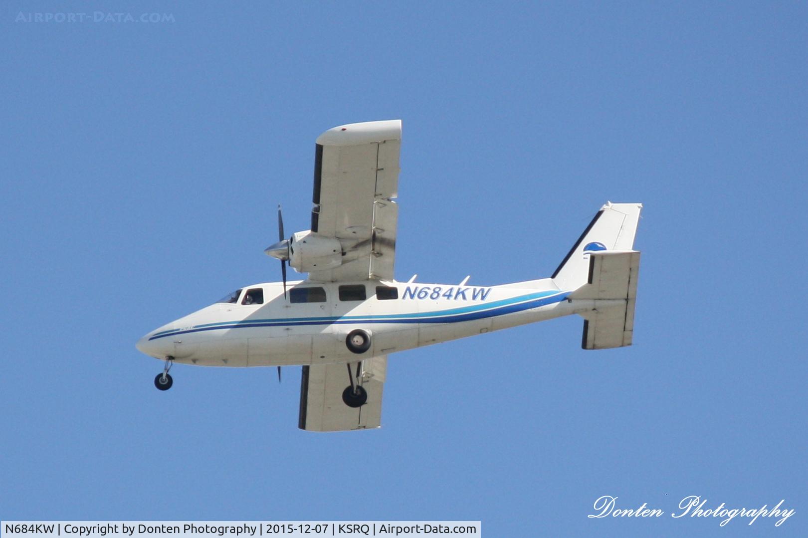 N684KW, 1991 Partenavia P-68C C/N 387, Vulcanair Observer (N684KW) arrives at Sarasota-Bradenton International Airport following flight from Key West International Airport