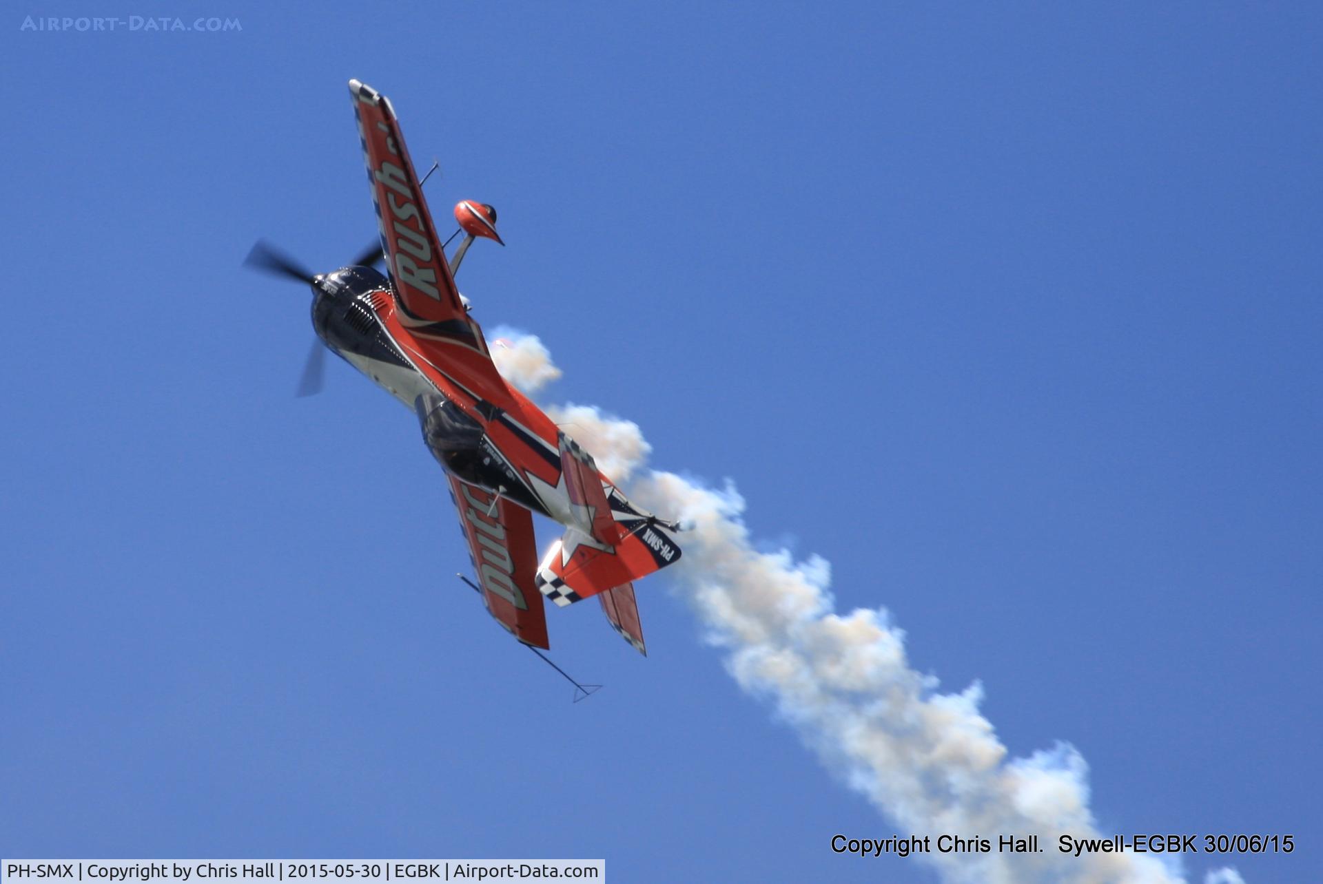 PH-SMX, 1990 Sukhoi Su-26MX C/N 5105, at Aeroexpo 2015