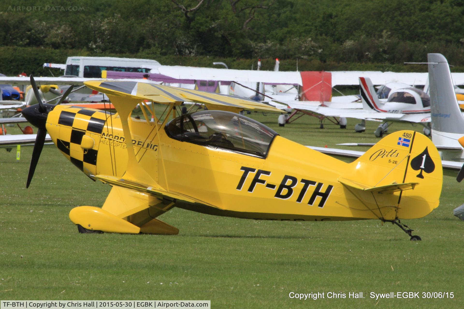TF-BTH, 1985 Pitts S-2E Special C/N BTH-1, at Aeroexpo 2015