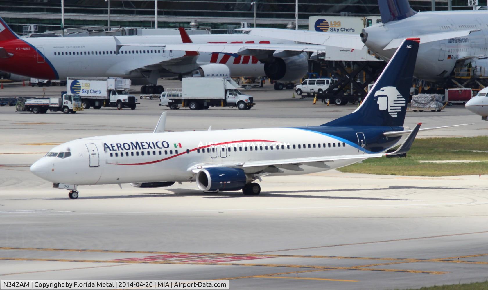 N342AM, 2005 Boeing 737-8Z9 C/N 34262, Aeromexico