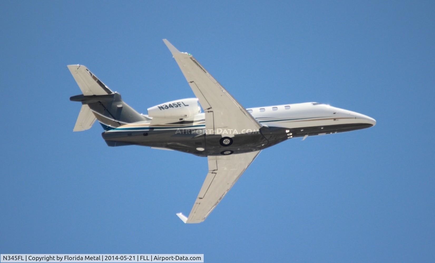 N345FL, 2014 Embraer EMB-505 Phenom 300 C/N 50500208, Flight Options