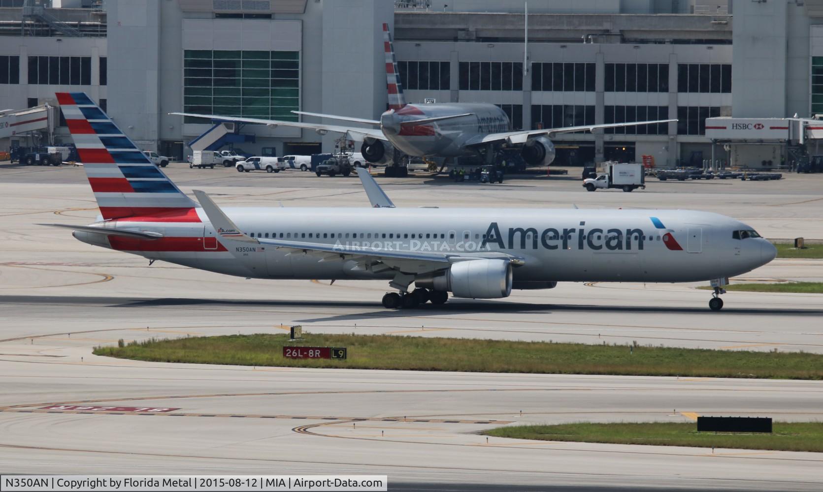 N350AN, 2003 Boeing 767-323/ER C/N 33089, American