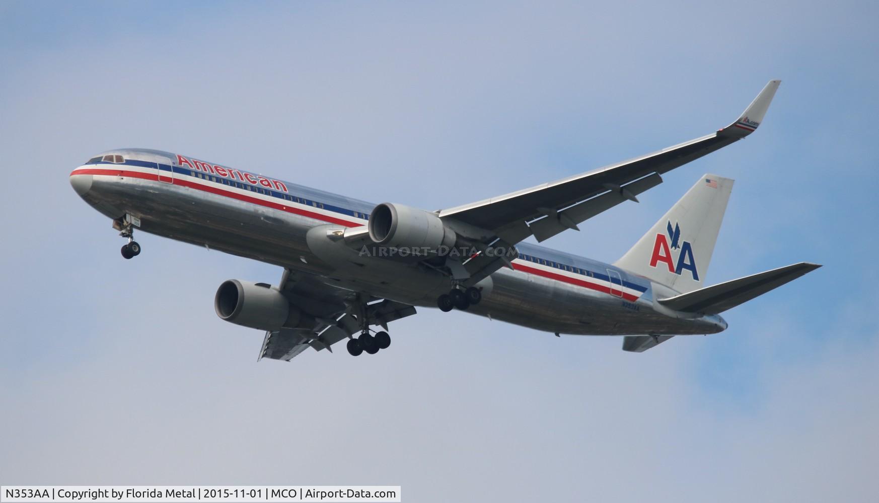 N353AA, 1988 Boeing 767-323 C/N 24034, American