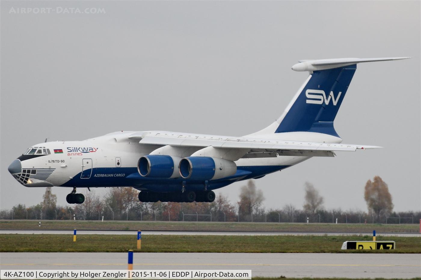 4K-AZ100, Ilyushin Il-76TD-90VD C/N 2073421708, Little dino is floating down to 26R...