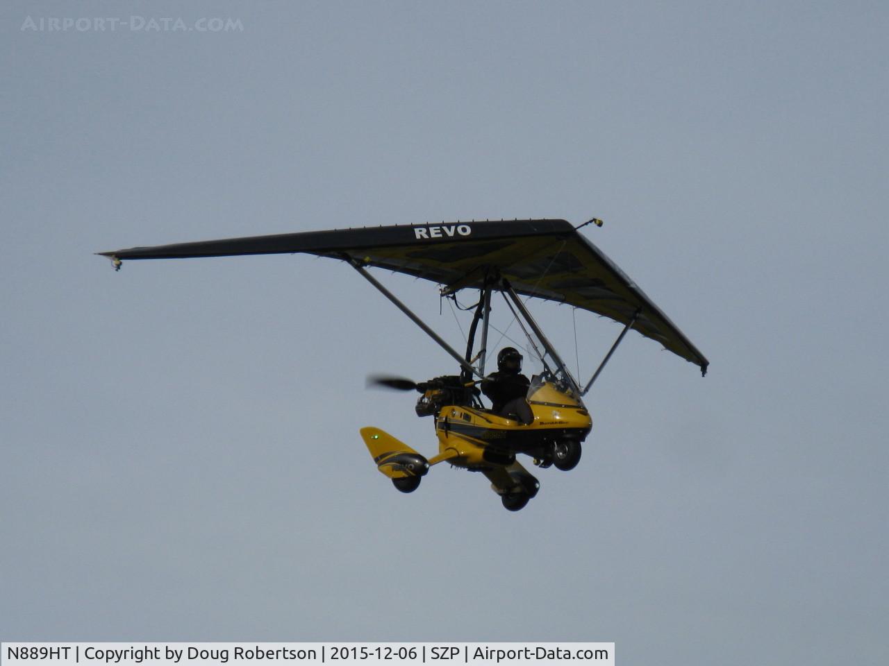 N889HT, 2015 Evolution Trikes Revo C/N 000612, 2015 Evolution Aircraft REVO weight-shift control production class LSA, ROTAX 912 IS, on final Rwy 04