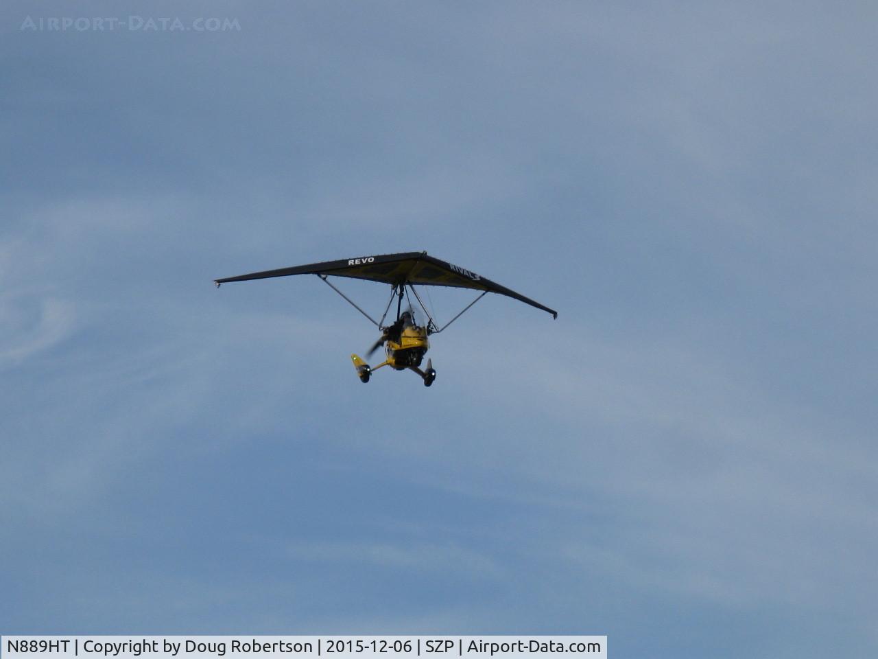 N889HT, 2015 Evolution Trikes Revo C/N 000612, 2015 Evolution Aircraft REVO weight-shift control production class LSA, ROTAX 912 IS, on final Rwy 04-aircraft based here