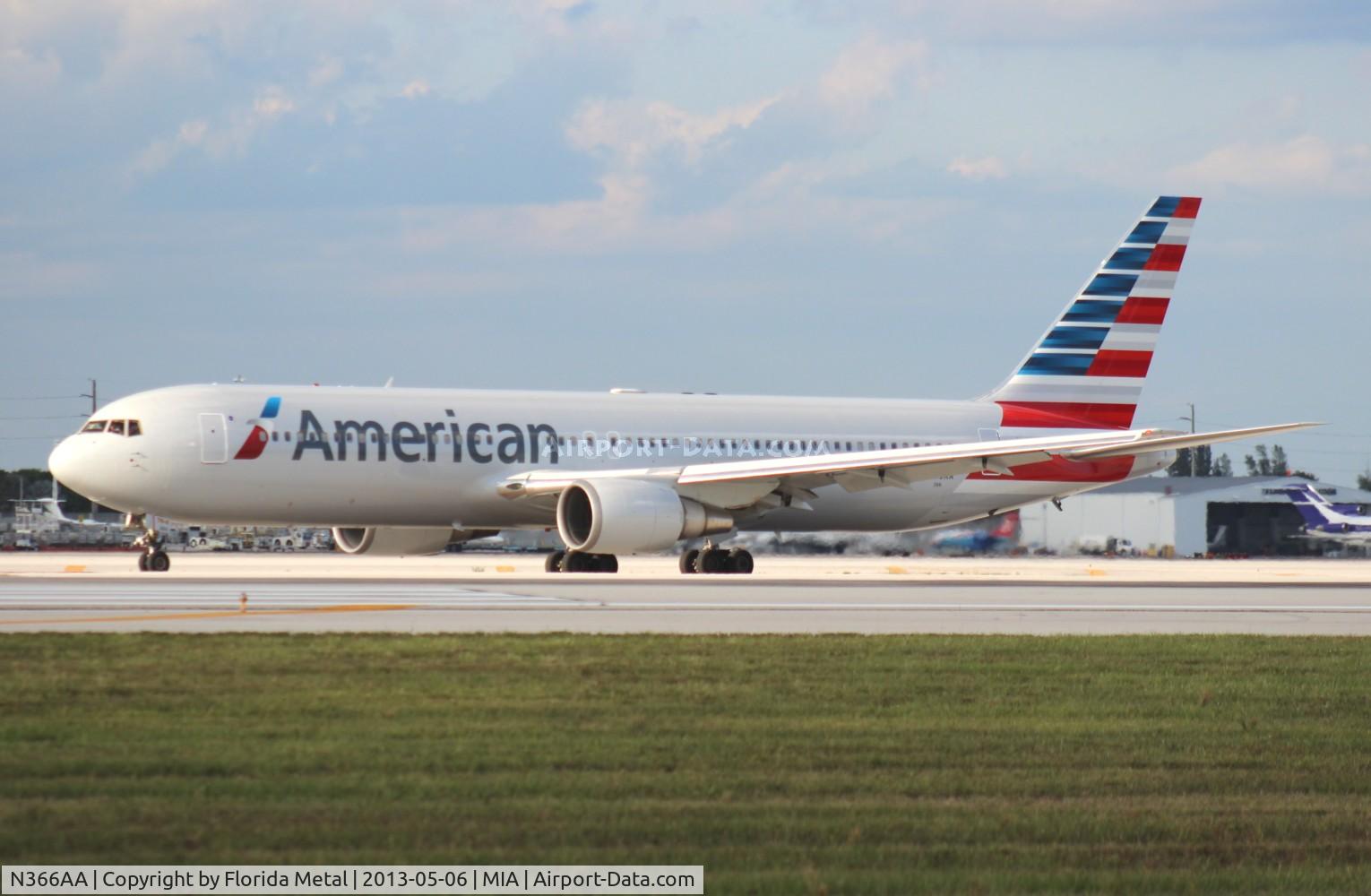 N366AA, 1991 Boeing 767-323/ER C/N 25193, American