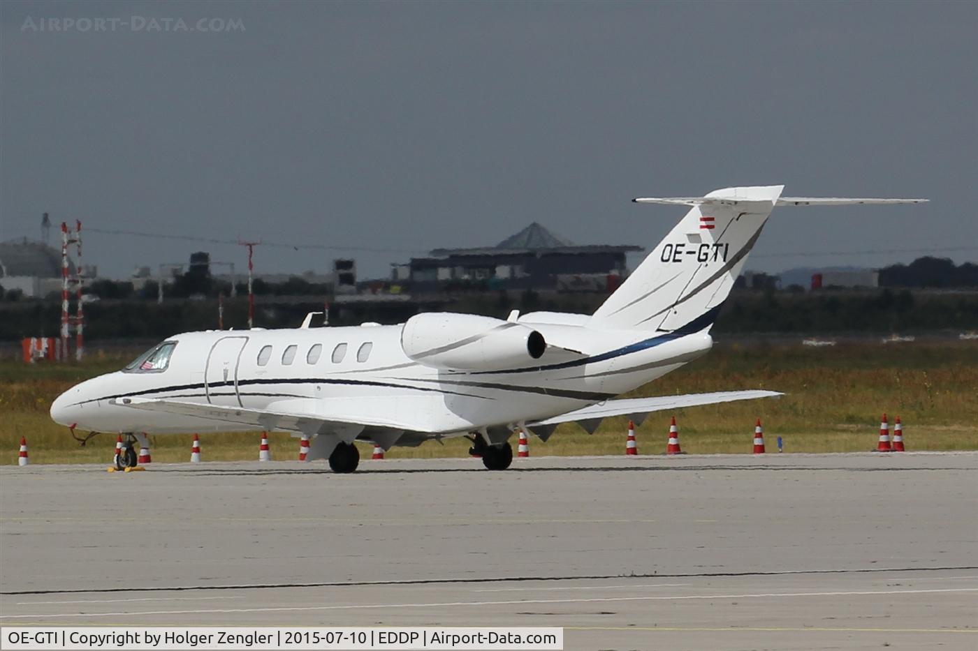 OE-GTI, 2012 Cessna 525C CitationJet CJ4 C/N 525C-0100, On rest on apron 1 east....