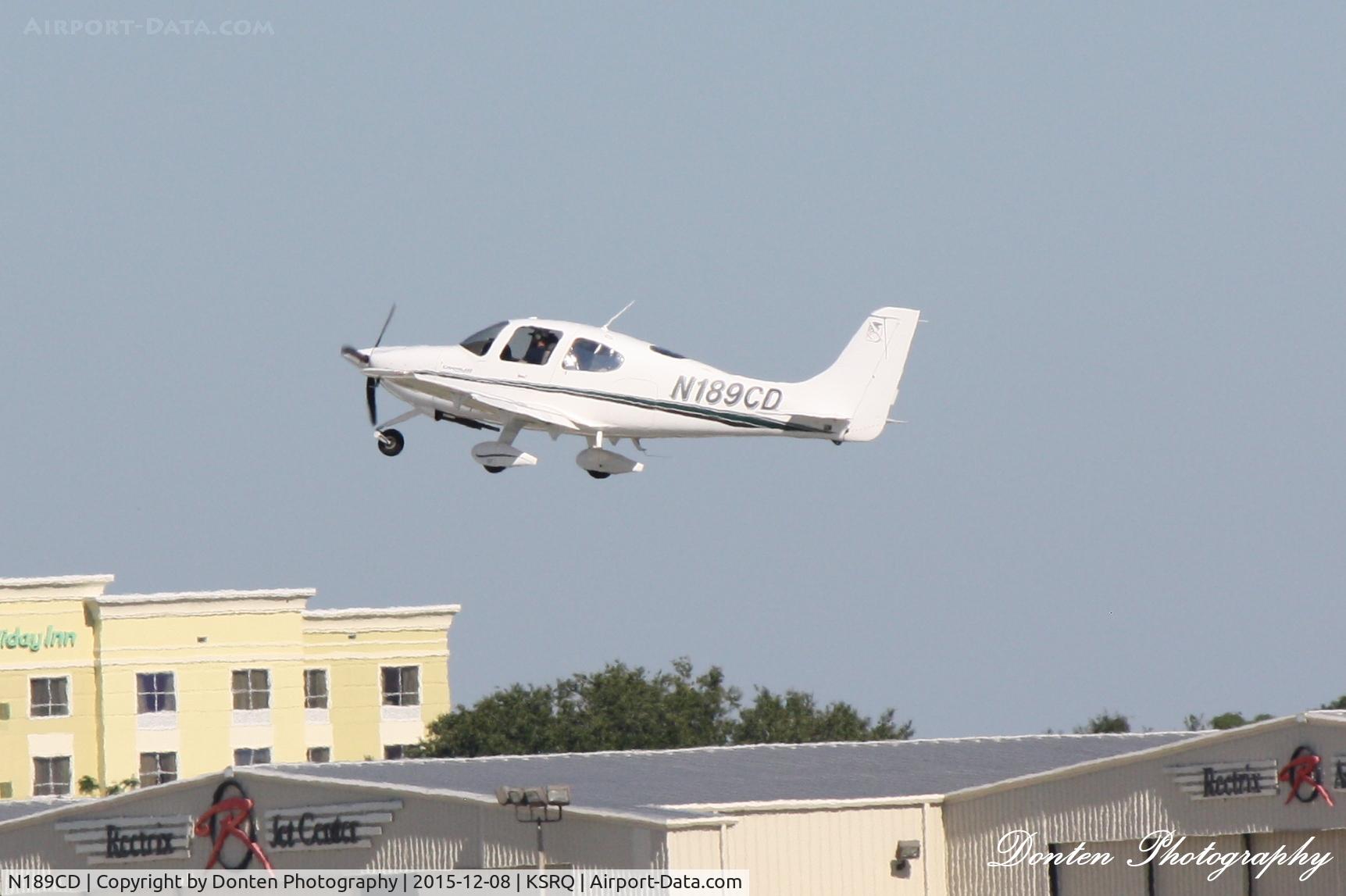 N189CD, 2000 Cirrus SR20 C/N 1097, Cirrus SR-20 (N189CD) departs Sarasota-Bradenton International Airport