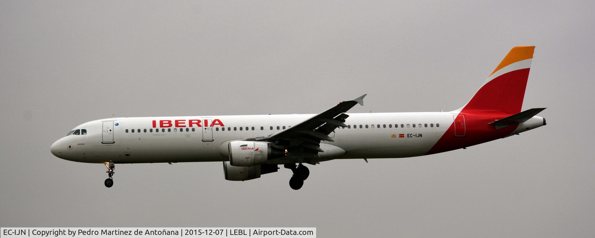 EC-IJN, 2002 Airbus A321-211 C/N 1836, El Prat -  Barcelona -. España