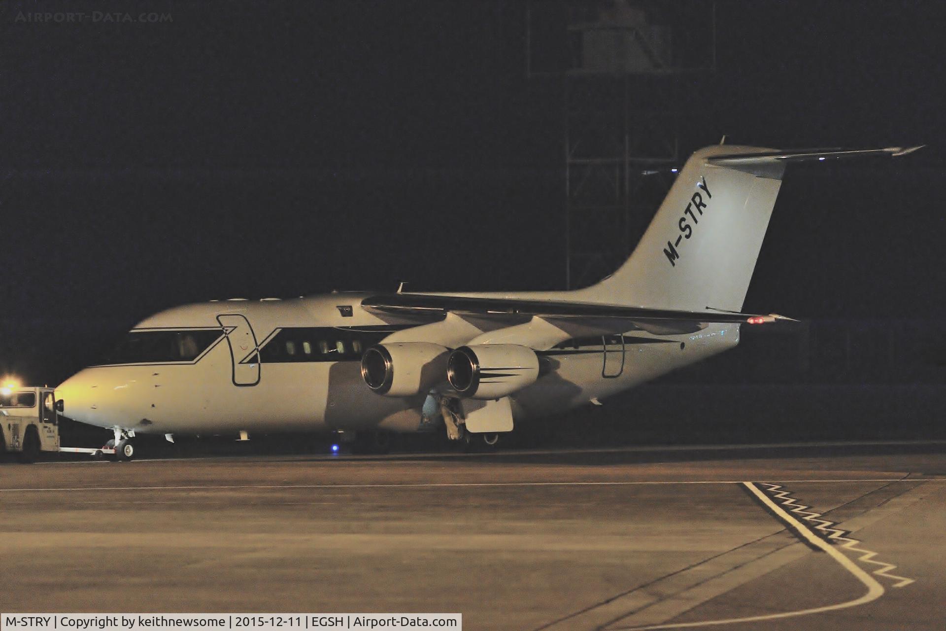 M-STRY, 1995 British Aerospace Avro 146-RJ70 C/N E1267, Leaving at last.