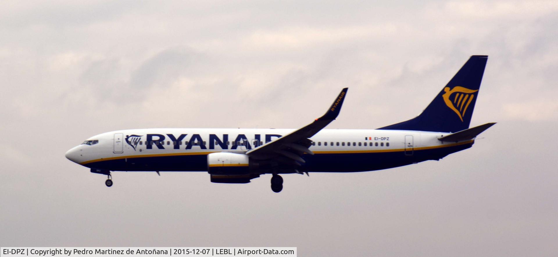 EI-DPZ, 2007 Boeing 737-8AS C/N 33616, El Prat -  Barcelona  -  España